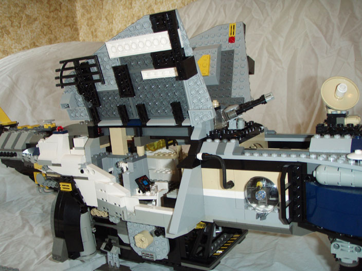 eureka_4_ship_078.jpg