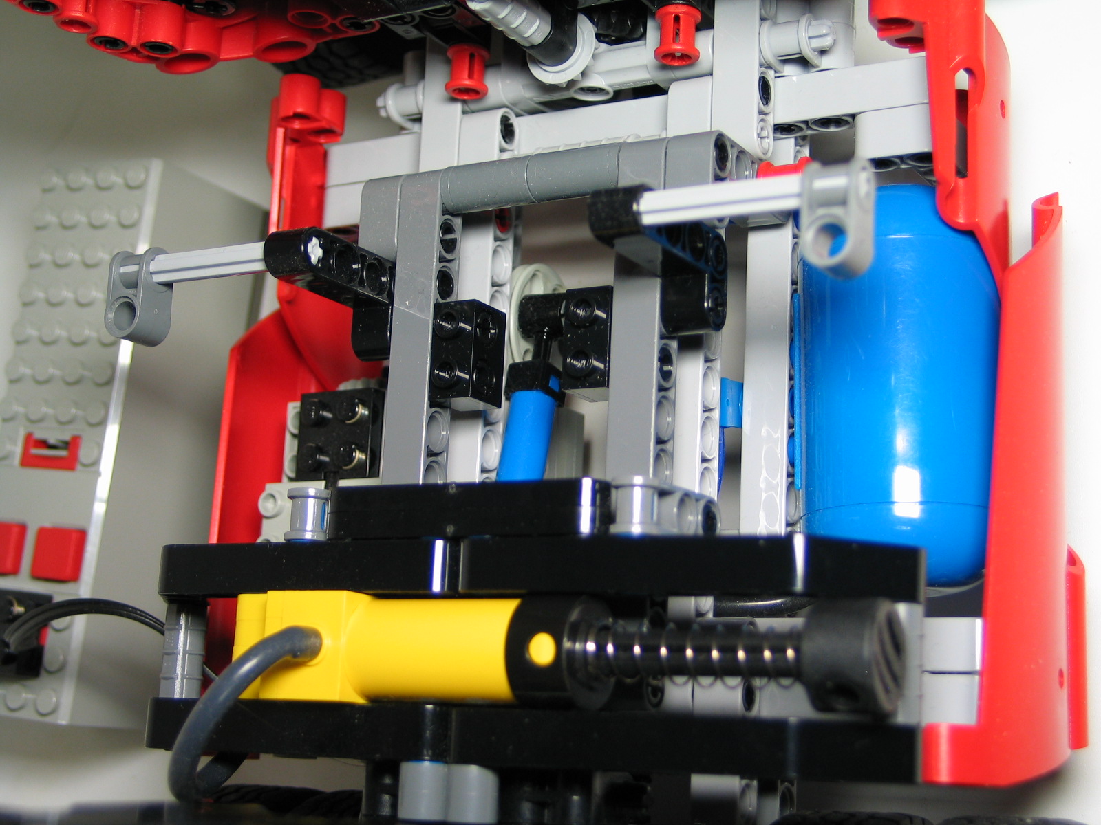 atcw2k4keyparts.jpg