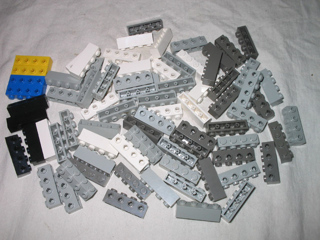 07_1x4brickswstuds.jpg