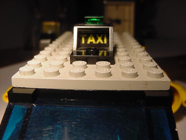 6_taxi_sign.jpg