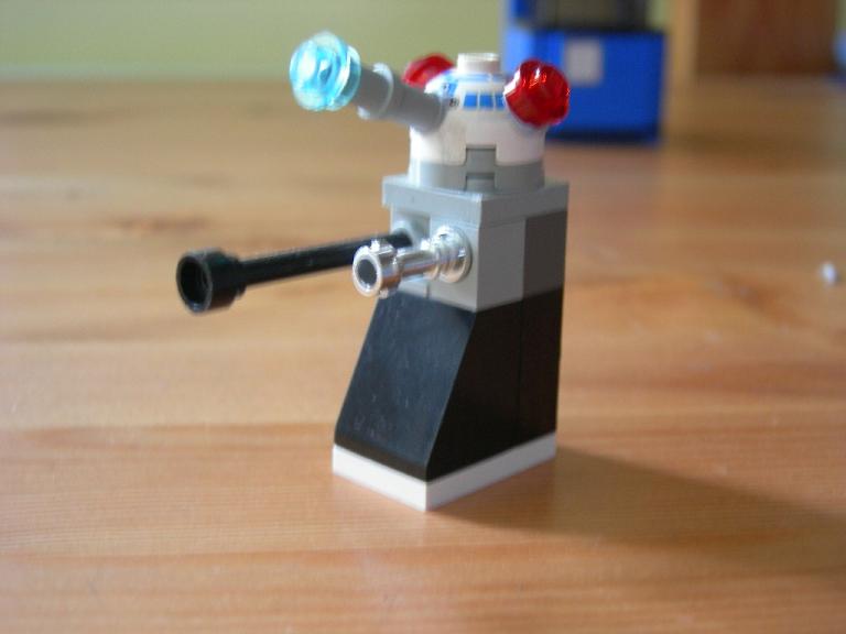 8dalek.jpg