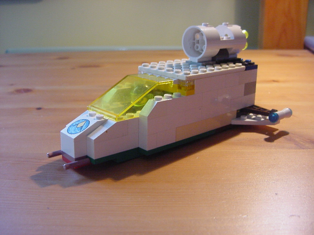 explorien_ship.jpg