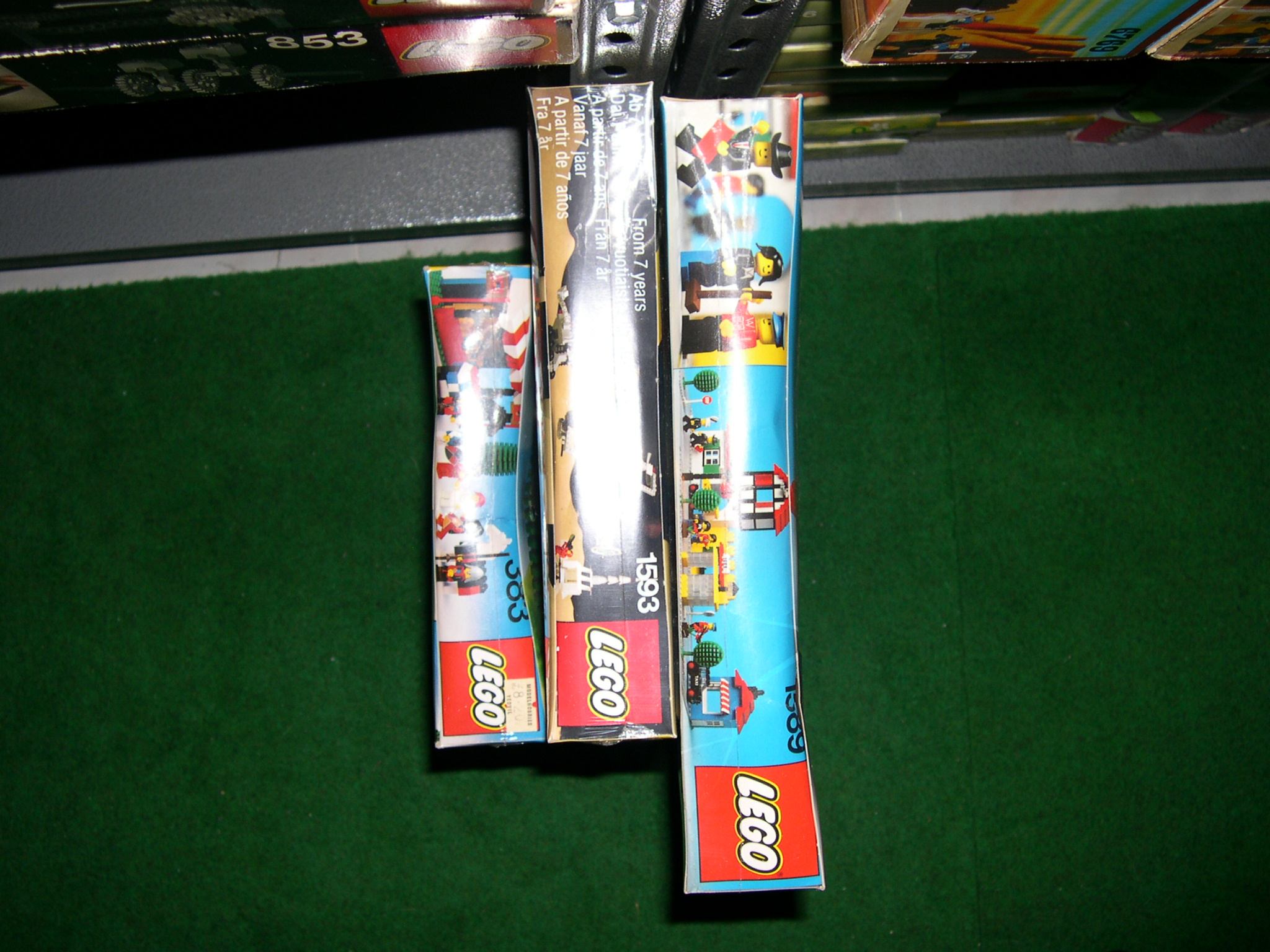 z_300_010.jpg