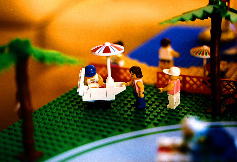 lego2a.jpg