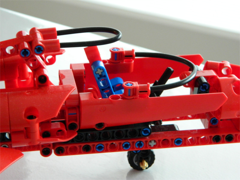9391_c_-_x29_cp.jpg
