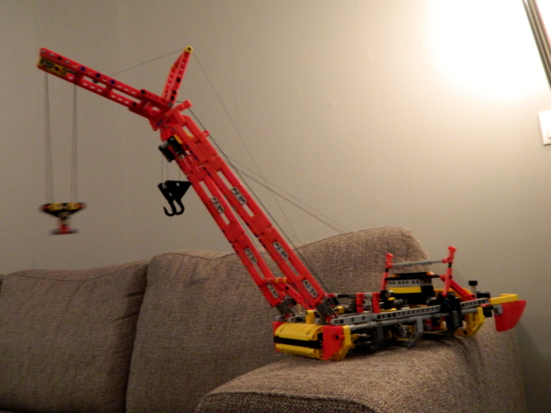 final_floating_crane_1_-_tsats.jpg