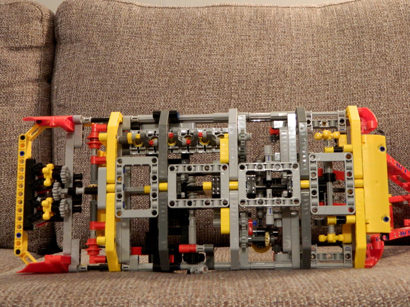 final_floating_crane_7_-_tsats.jpg