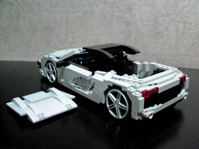 audi_r8_006.jpg