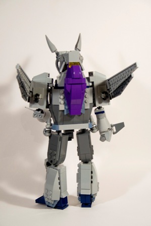 cyclonus1.jpg