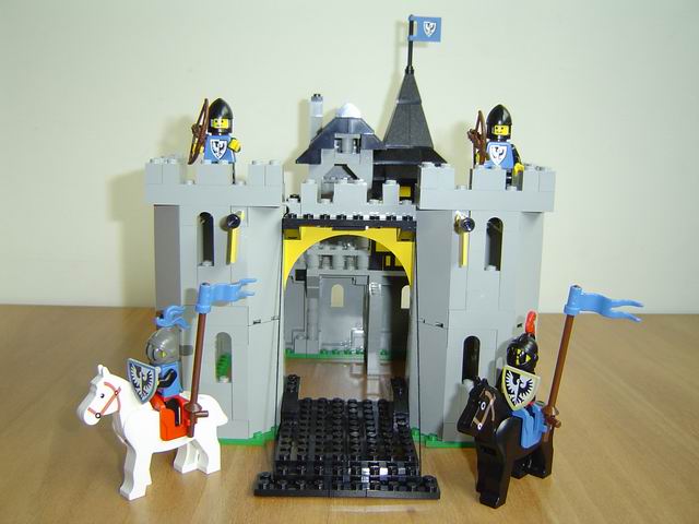 castle08.jpg