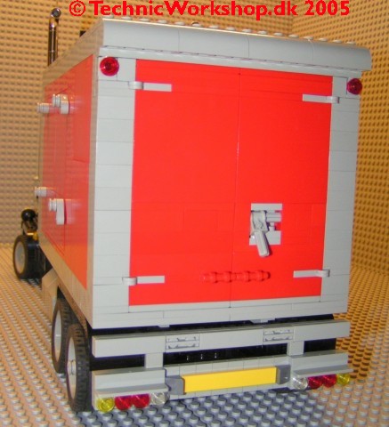 coke_truck_012.jpg