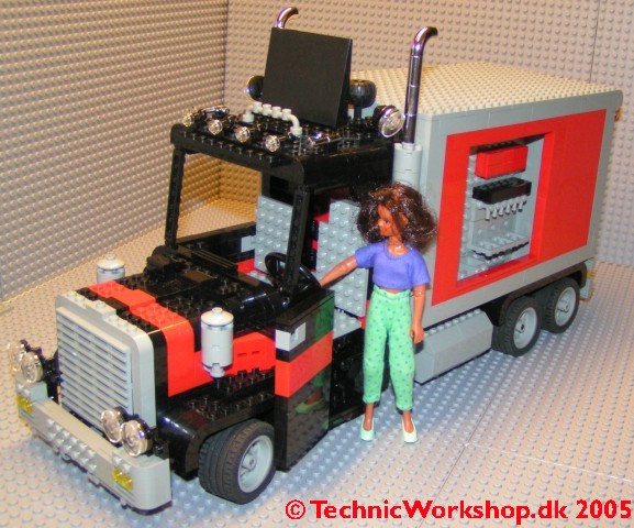 coke_truck_020.jpg