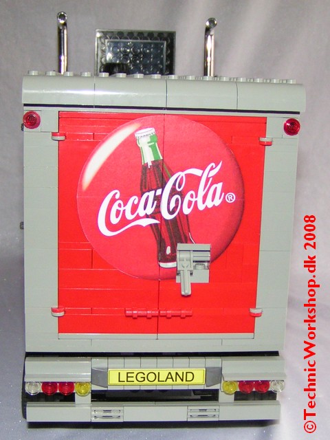 coke_truck_029.jpg
