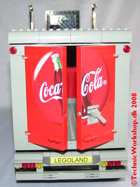 coke_truck_030.jpg