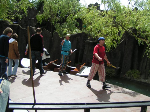 legoland_pirates_032_living_pirates.jpg