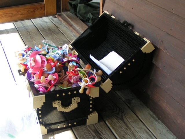 legoland_pirates_036_treasure.jpg