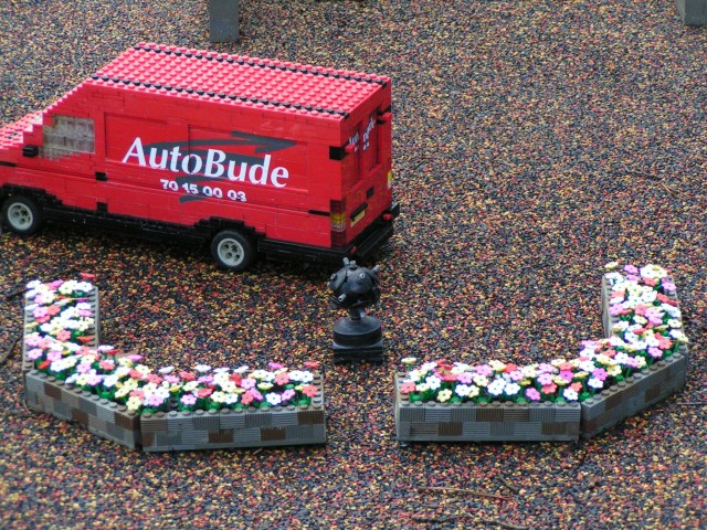 miniland_vehicles_003.jpg