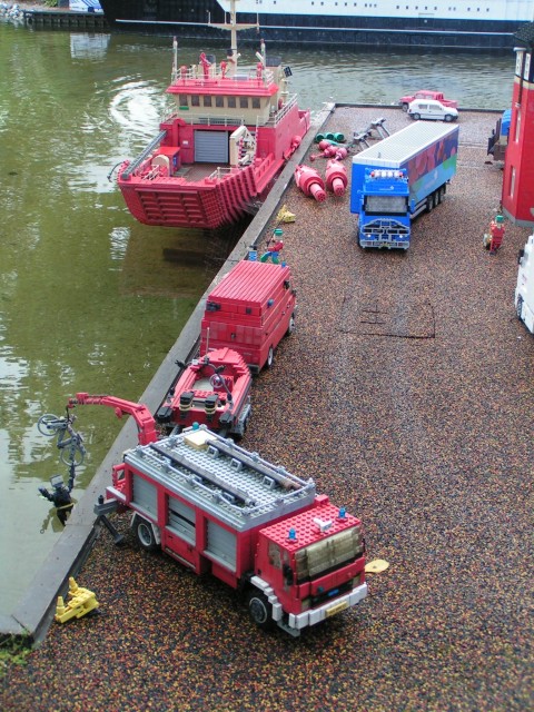 miniland_vehicles_005.jpg