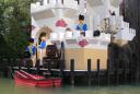 legoland_pirates_008_castle.jpg