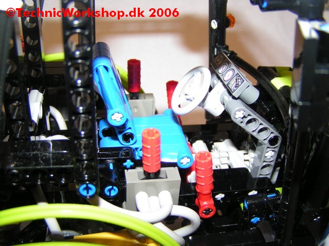 8284_modified_13.jpg