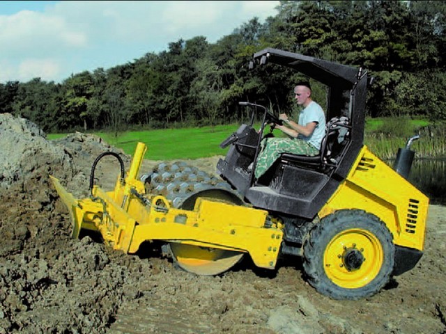 bomag_bw_124_102.jpg