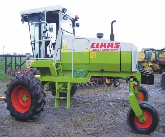 claas_maxi_swather_100.jpg