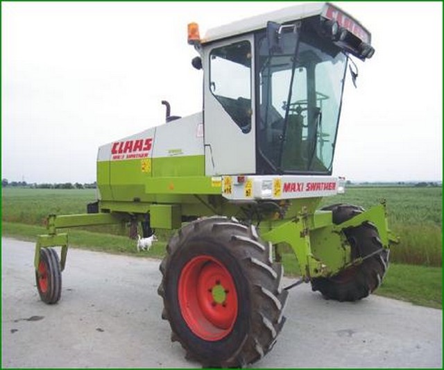 claas_maxi_swather_101.jpg