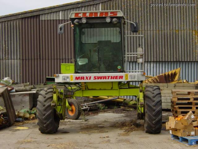 claas_maxi_swather_104.jpg