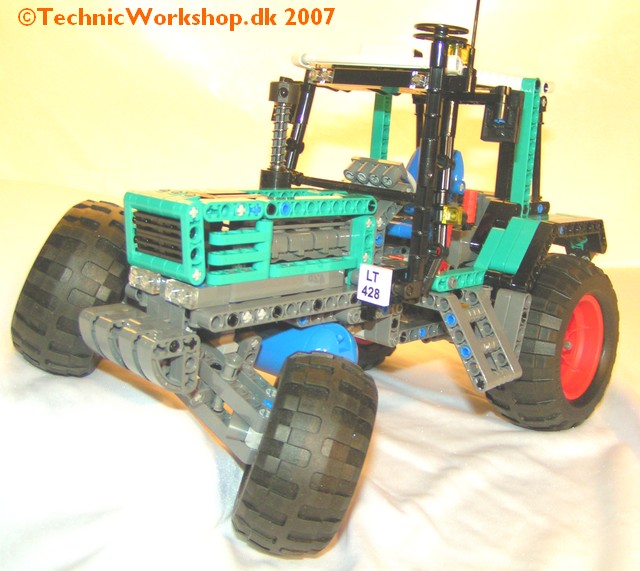 fendt_favorit_515c_008.jpg