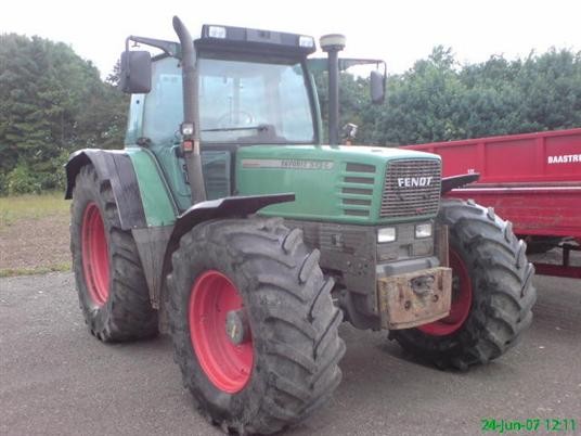 fendt_favorit_515c_102.jpg