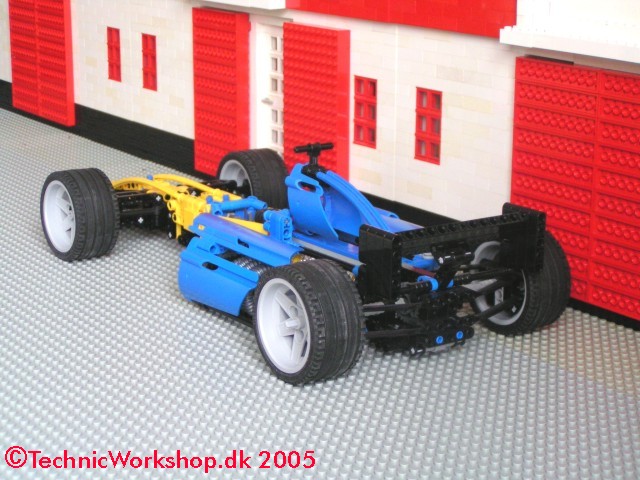 renault_f1_002.jpg