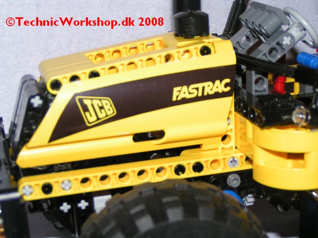 jcb_fastrac_3185_011.jpg