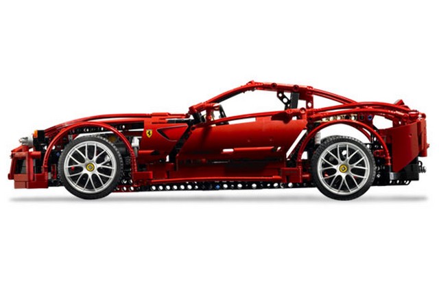 midi_size_ferrari_599_gtb_fiorano_102.jpg