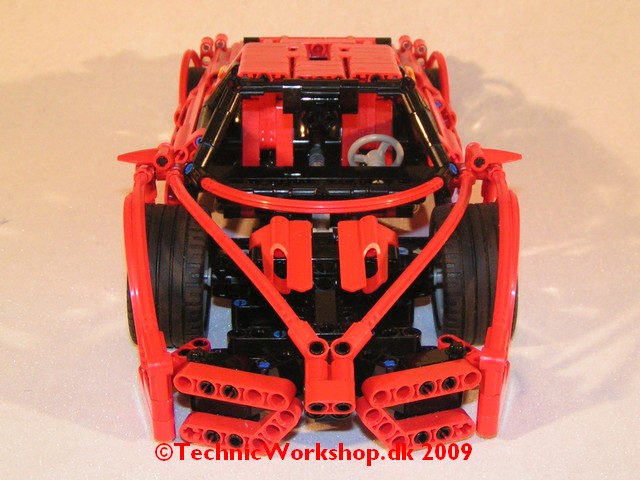 midi_size_ferrari_enzo_004.jpg