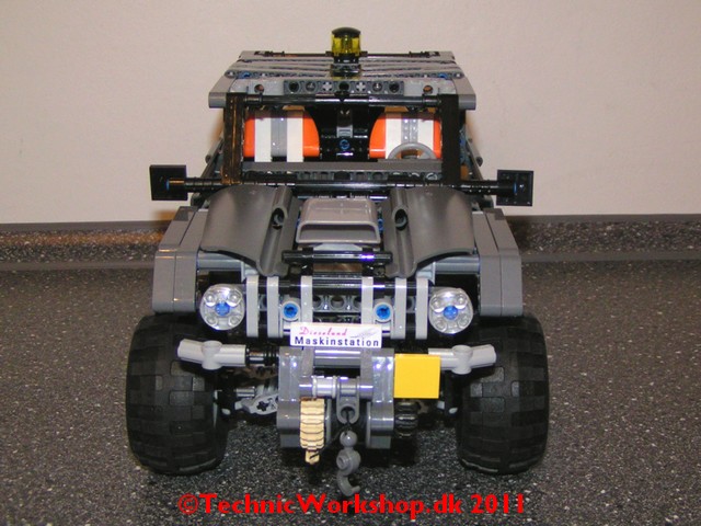 midi_size_8297_off_roader_003.jpg