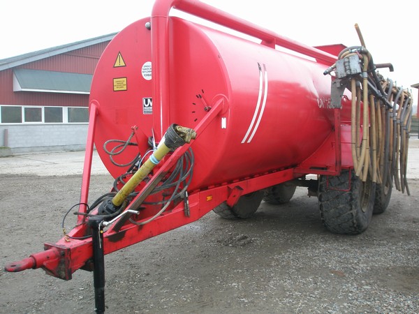 liquid_manure_spreader_102.jpg