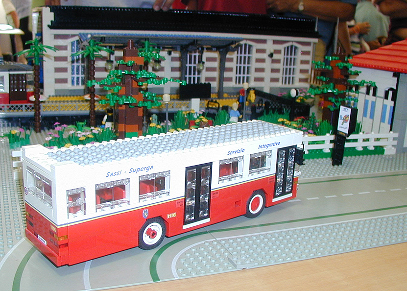 bus03.jpg