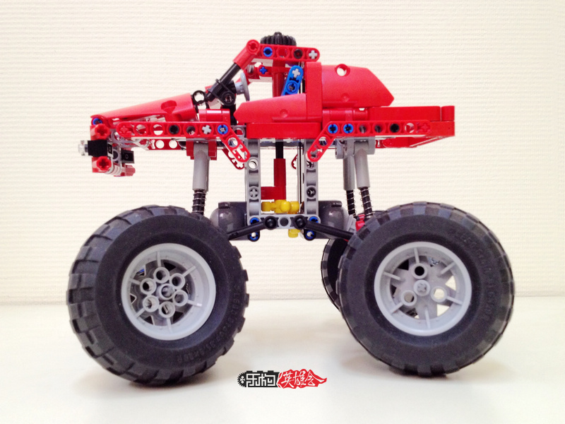 41005-moc-002.jpg