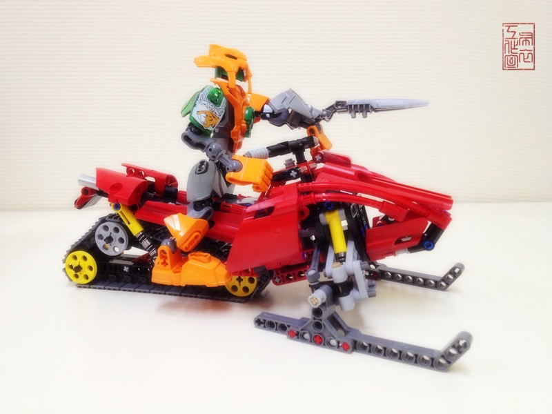 8272moc-004.jpg