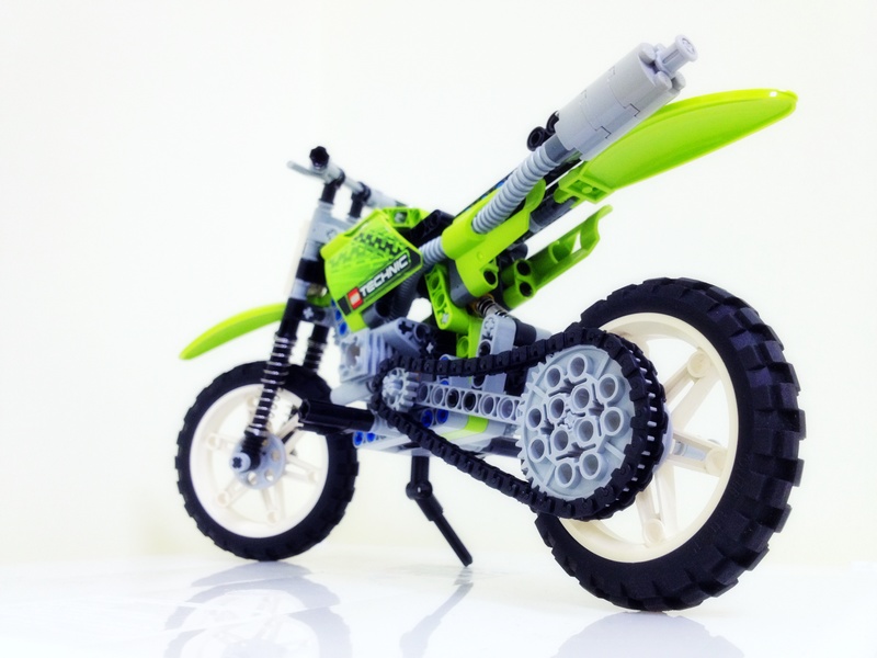 lego8291-2.jpg