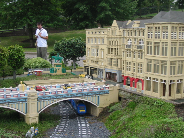 legoland_100.jpg