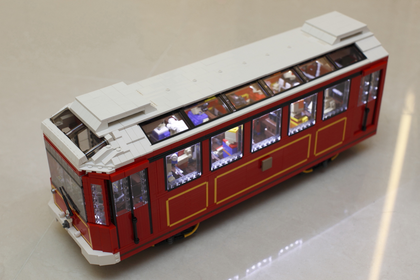 chiukeung_lego_peaktram_08sss.jpg