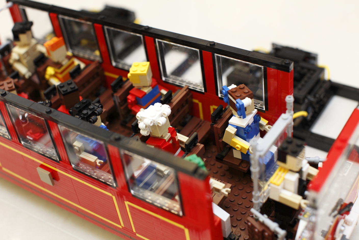 chiukeung_lego_peaktram_30sss.jpg