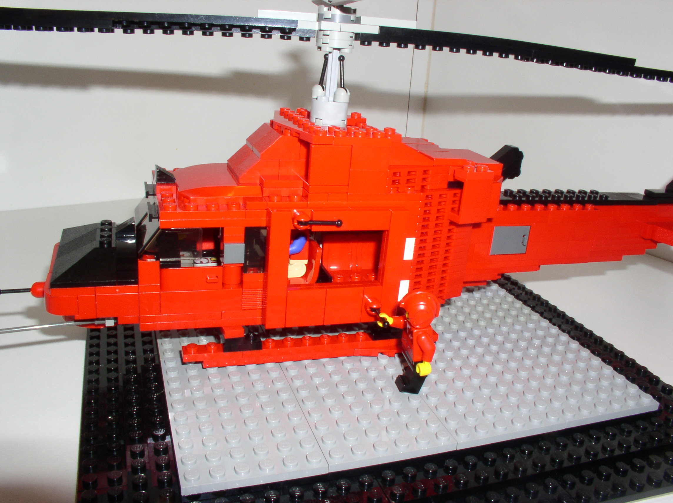 bell_212_018.jpg
