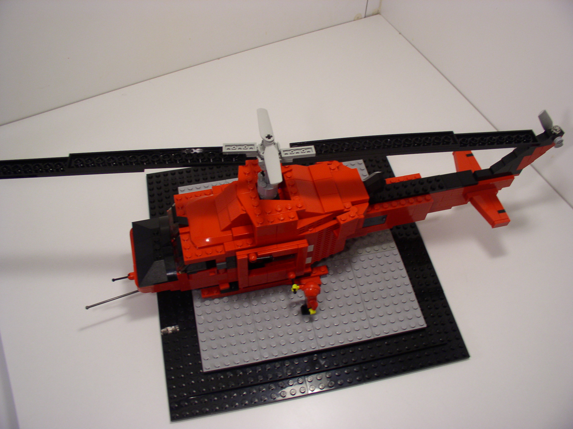 bell_212_019.jpg