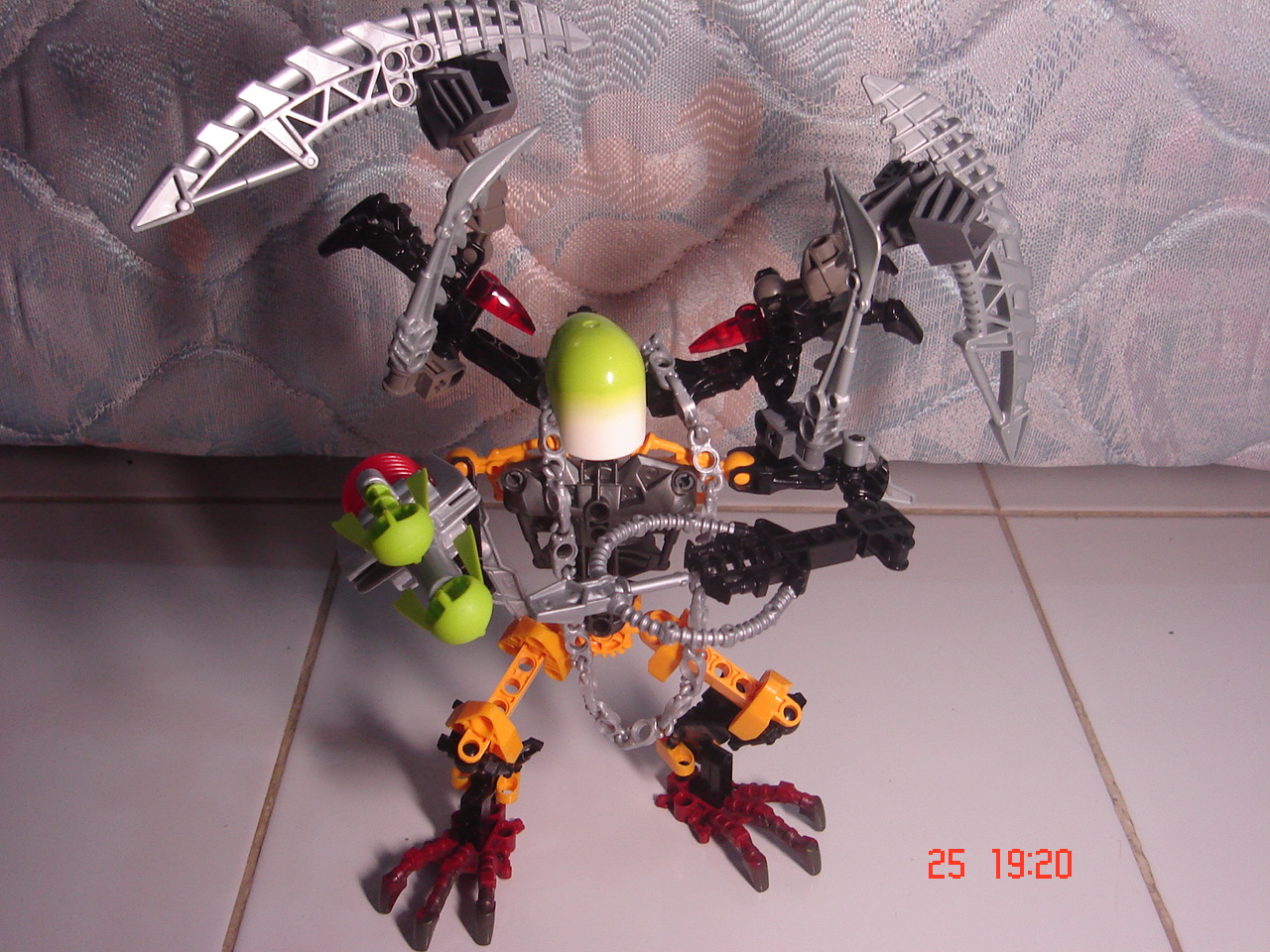 makuta_flarix.jpg