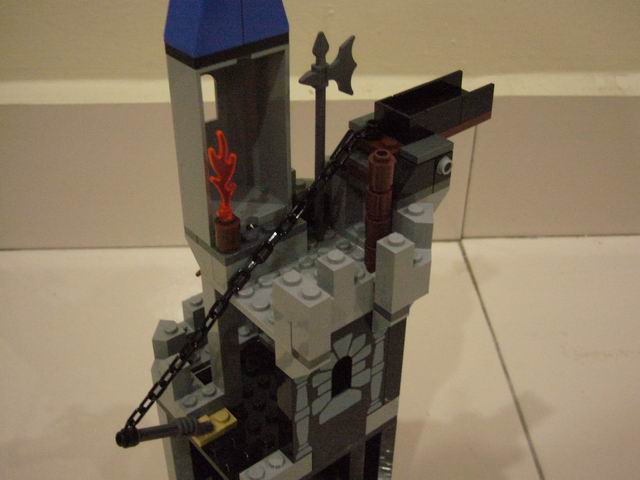 15_rear_right_tower.jpg