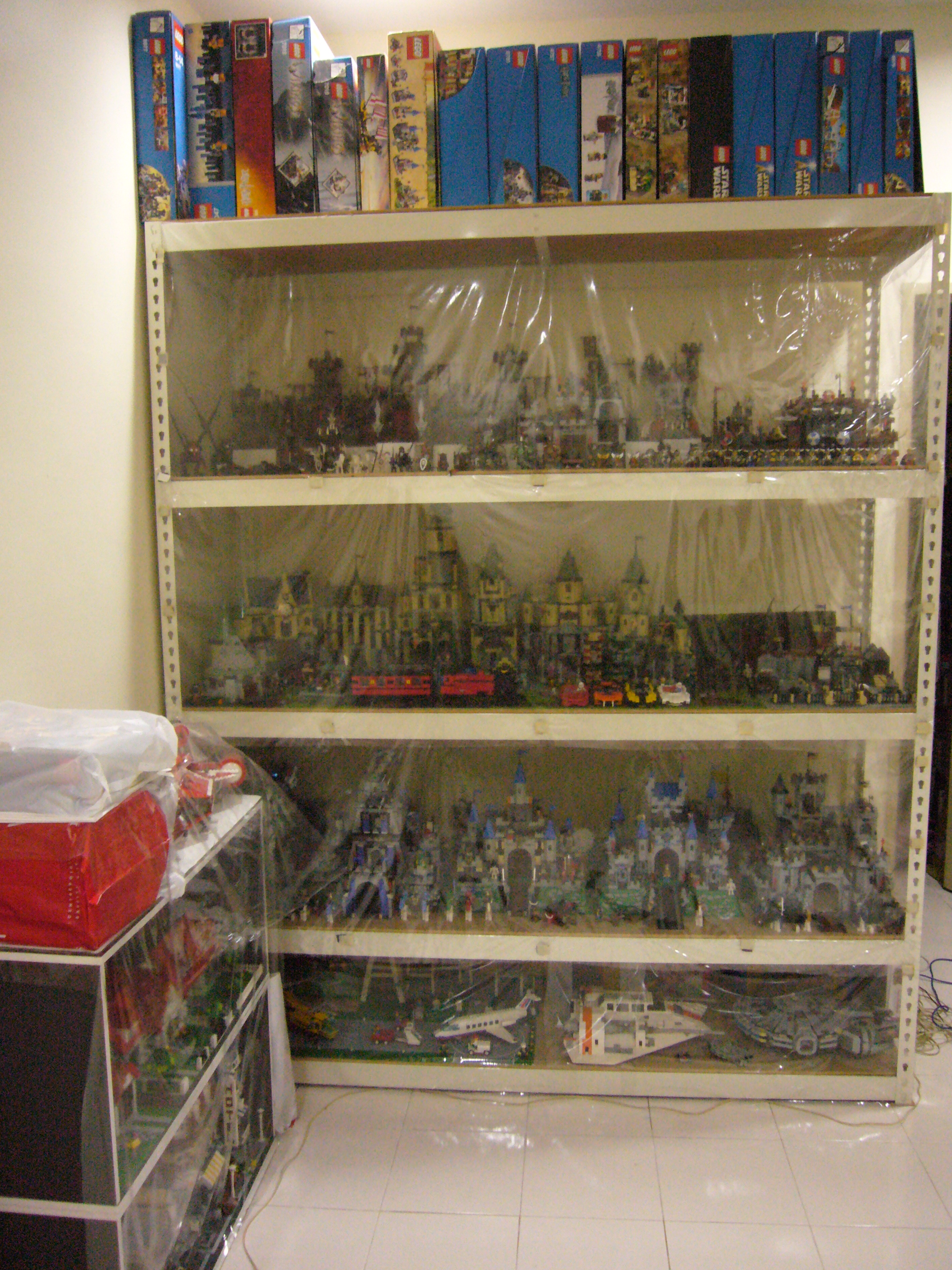 00_shelf_outside.jpg