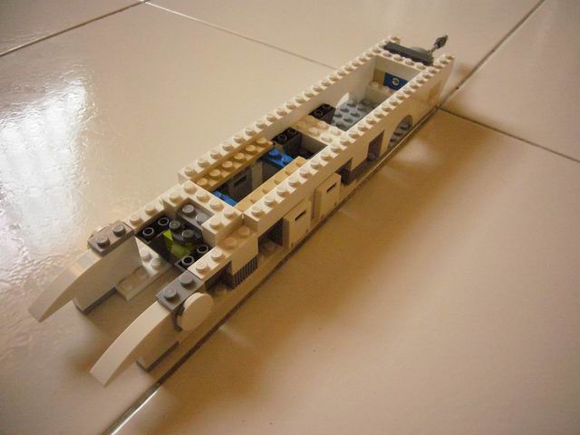 16_building10.jpg