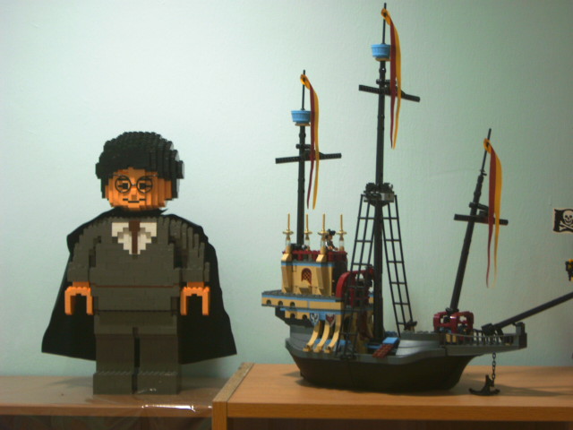 top_-_harry_potter_and_the_durmstrang_ship.jpg